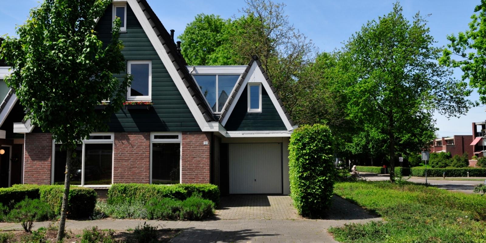 garage bouwen met puntdak